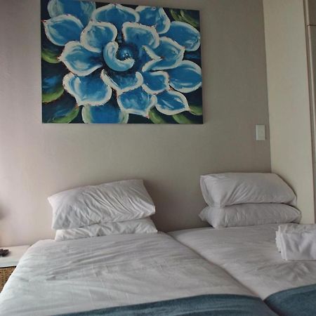 Zonnevanger Guesthouse Noorder-Paarl Bagian luar foto