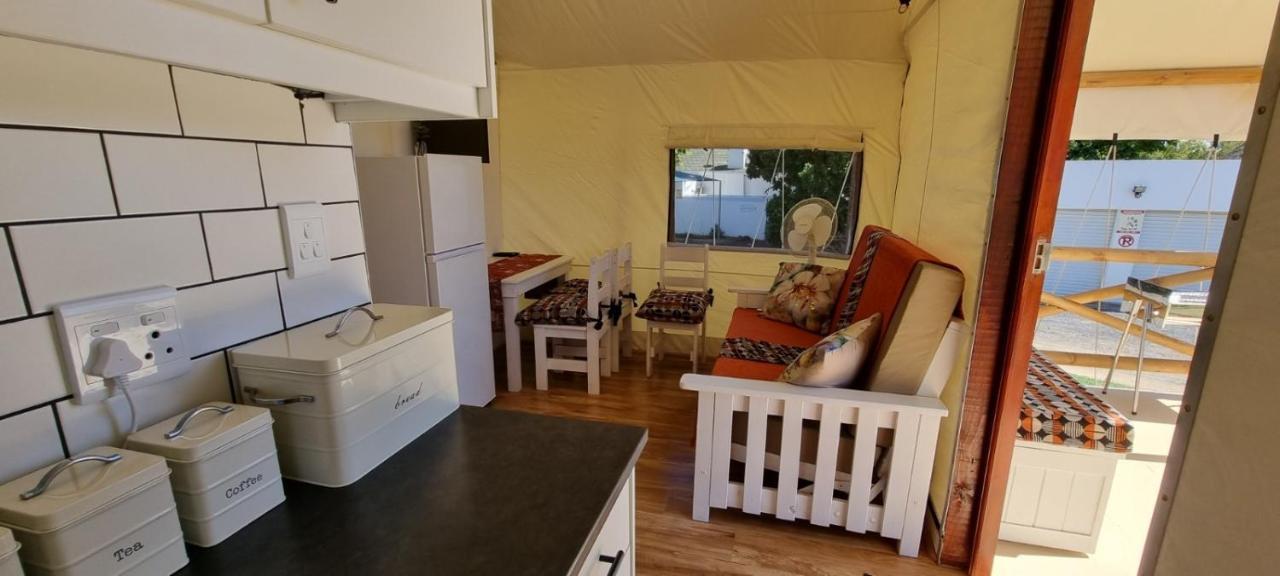 Zonnevanger Guesthouse Noorder-Paarl Bagian luar foto