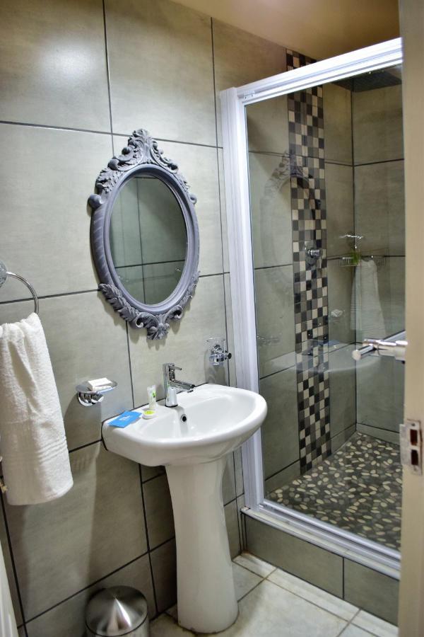 Zonnevanger Guesthouse Noorder-Paarl Bagian luar foto